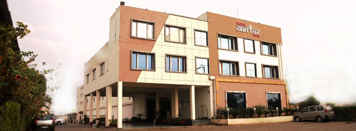 Hotel Adityaz - Gwalior 01.jpg